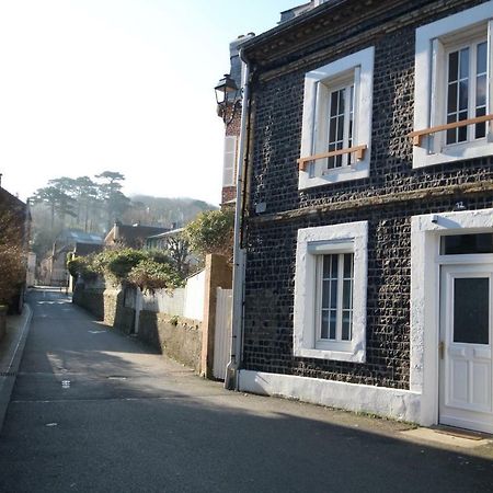 Entre Mer Et Golf Etretat Exterior photo